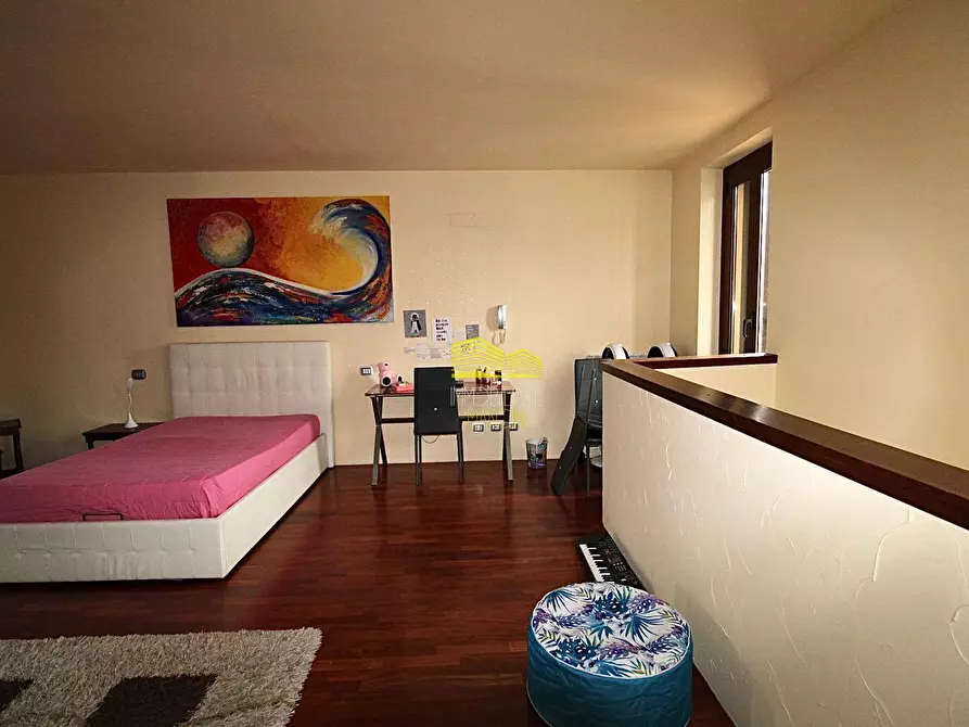 Immagine 41 di Appartamento in vendita  in Via Trieste a Capriate San Gervasio