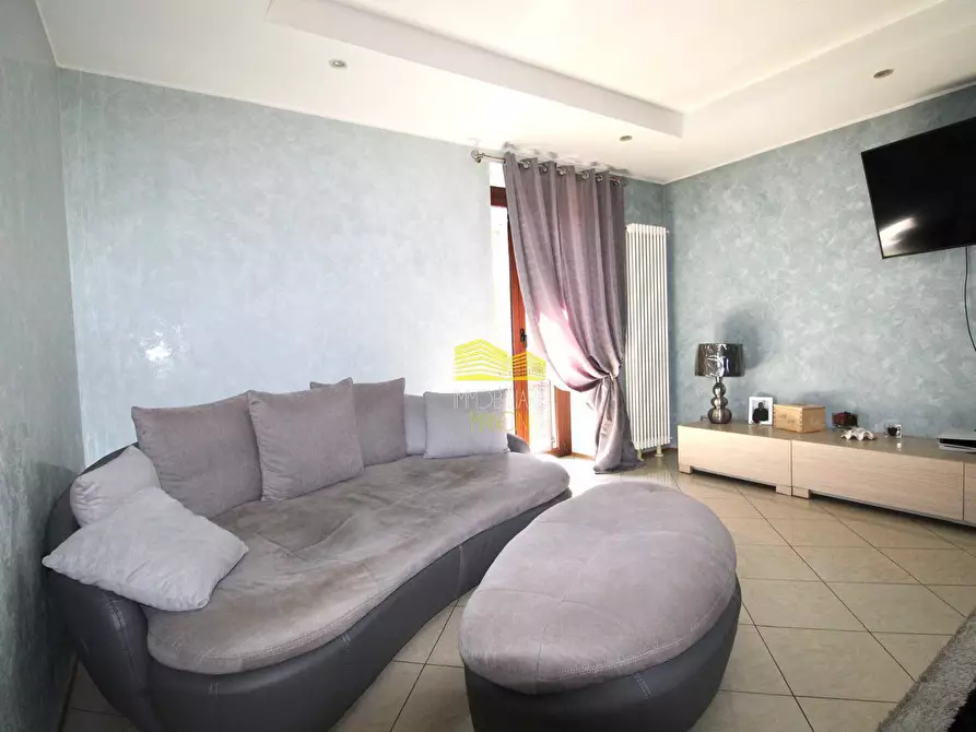 Immagine 5 di Appartamento in vendita  in Via Trieste a Capriate San Gervasio