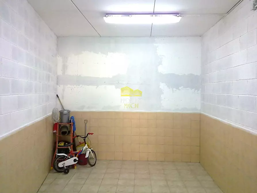 Immagine 4 di Box auto in vendita  in VIA EDISON a Grezzago