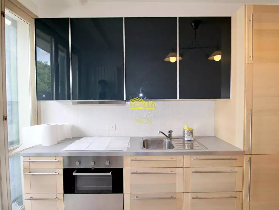 Immagine 12 di Appartamento in vendita  in via verdi a Basiano