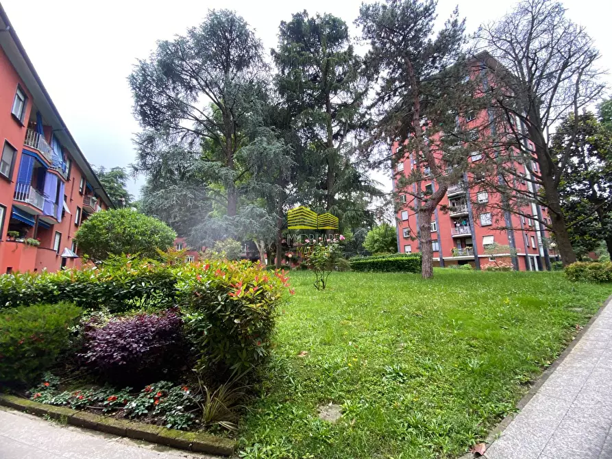 Immagine 24 di Appartamento in vendita  in via marconi a Cinisello Balsamo