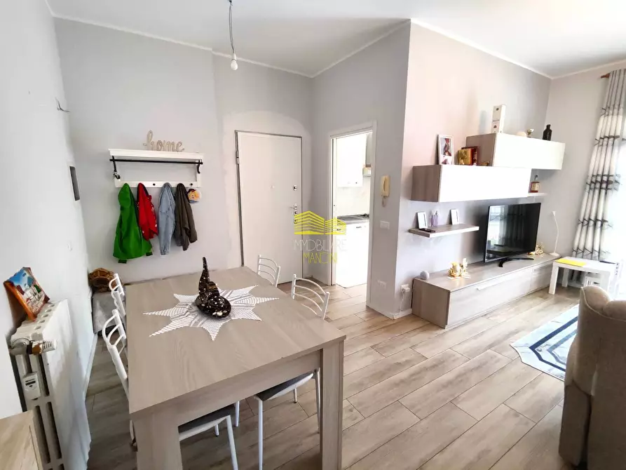 Immagine 4 di Appartamento in vendita  in VIA MAZZINI a Agrate Brianza