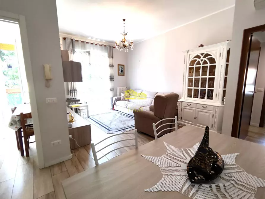 Immagine 6 di Appartamento in vendita  in VIA MAZZINI a Agrate Brianza