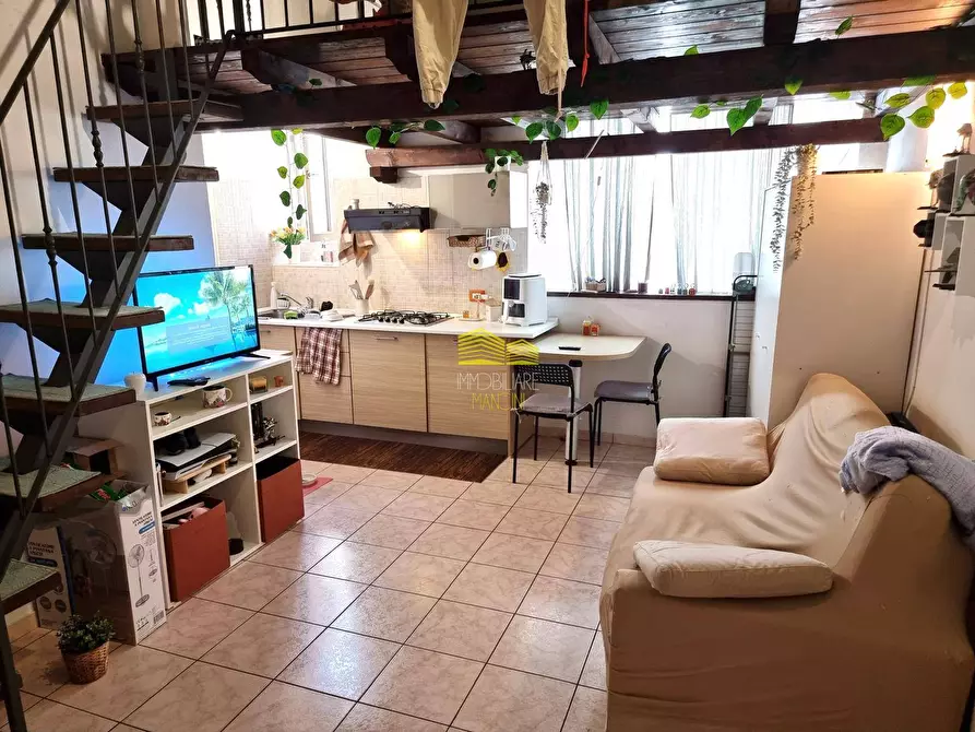 Immagine 5 di Appartamento in vendita  in via manzoni a Paderno D'adda