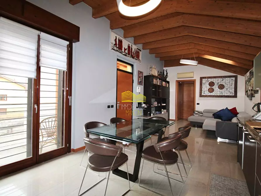 Immagine 11 di Appartamento in vendita  in Via De Amicis a Cornate D'adda