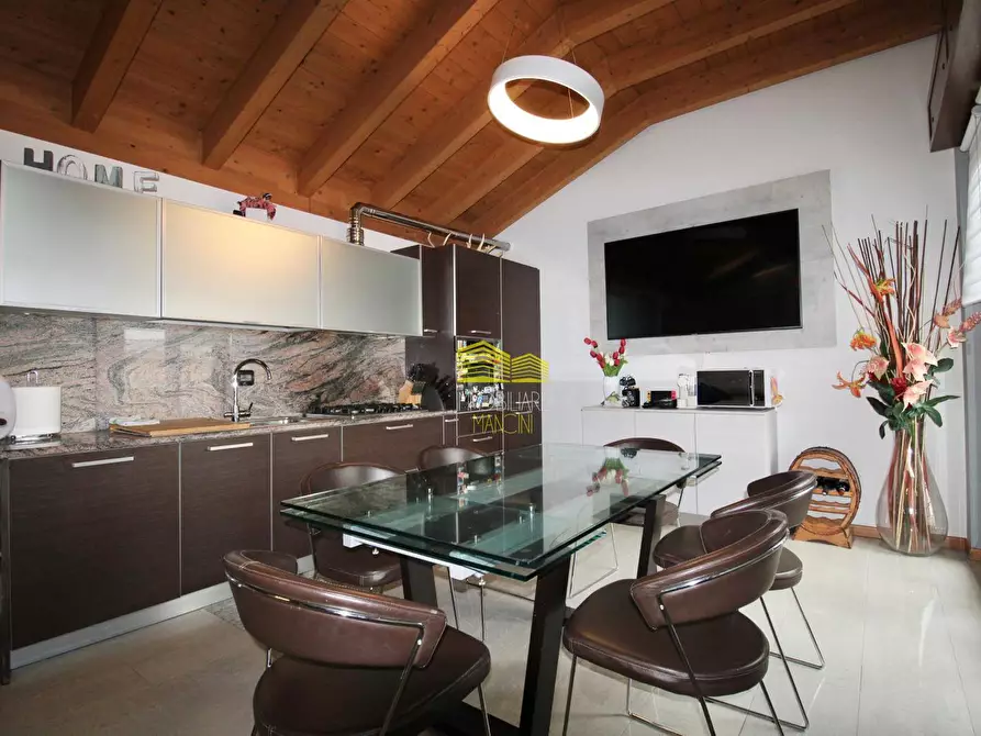 Immagine 8 di Appartamento in vendita  in Via De Amicis a Cornate D'adda