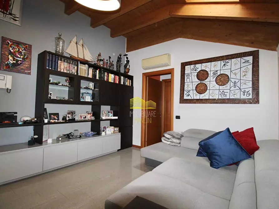 Immagine 5 di Appartamento in vendita  in Via De Amicis a Cornate D'adda