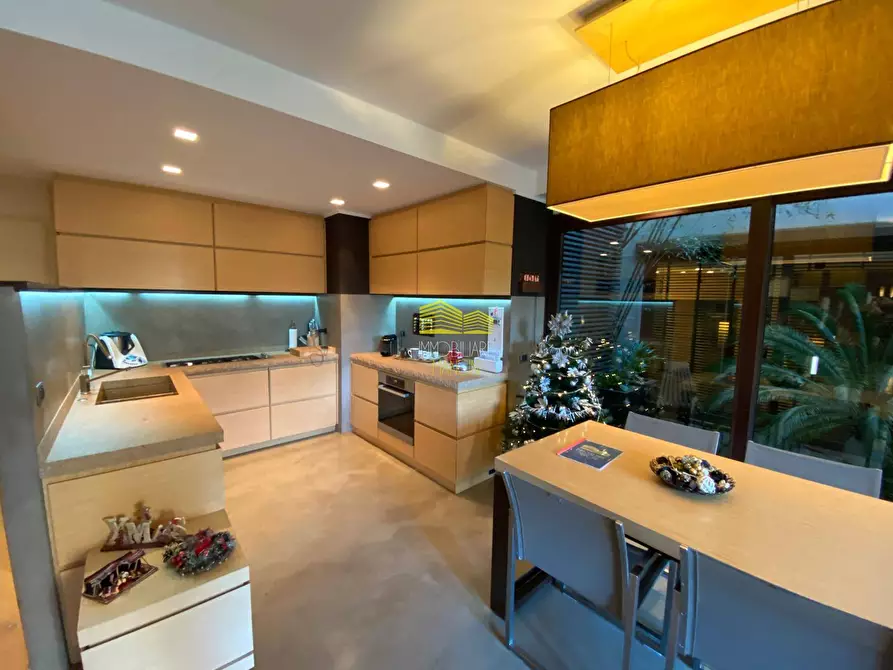 Immagine 11 di Appartamento in vendita  in Via De Gasperi a Bernareggio