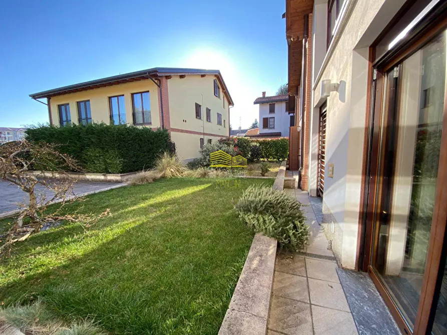 Immagine 34 di Appartamento in vendita  in Via De Gasperi a Bernareggio