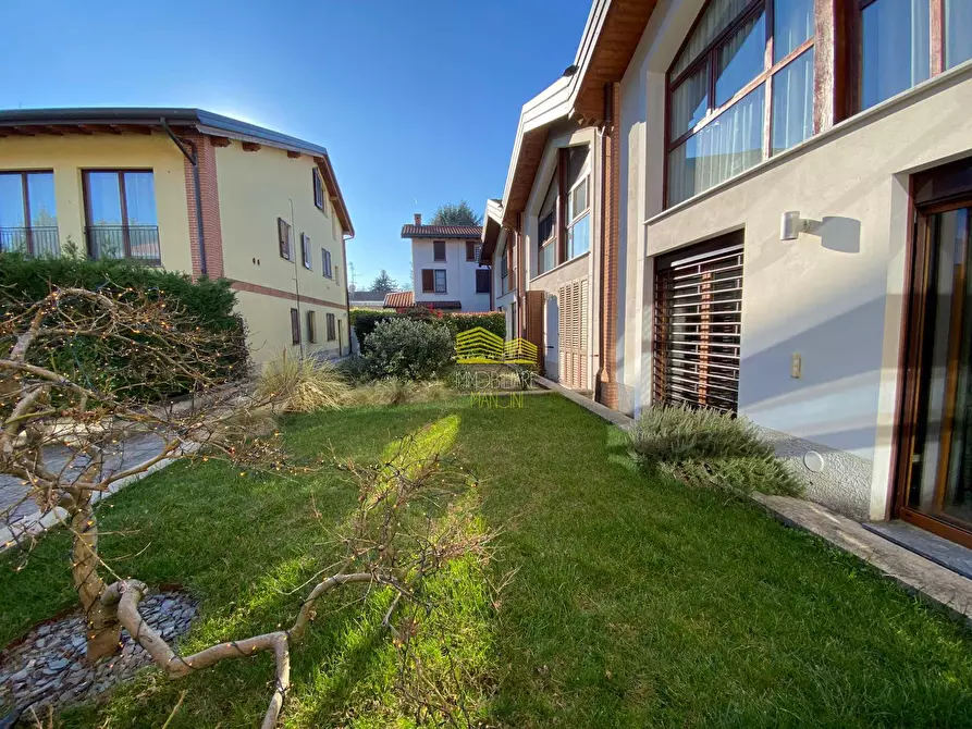 Immagine 35 di Appartamento in vendita  in Via De Gasperi a Bernareggio