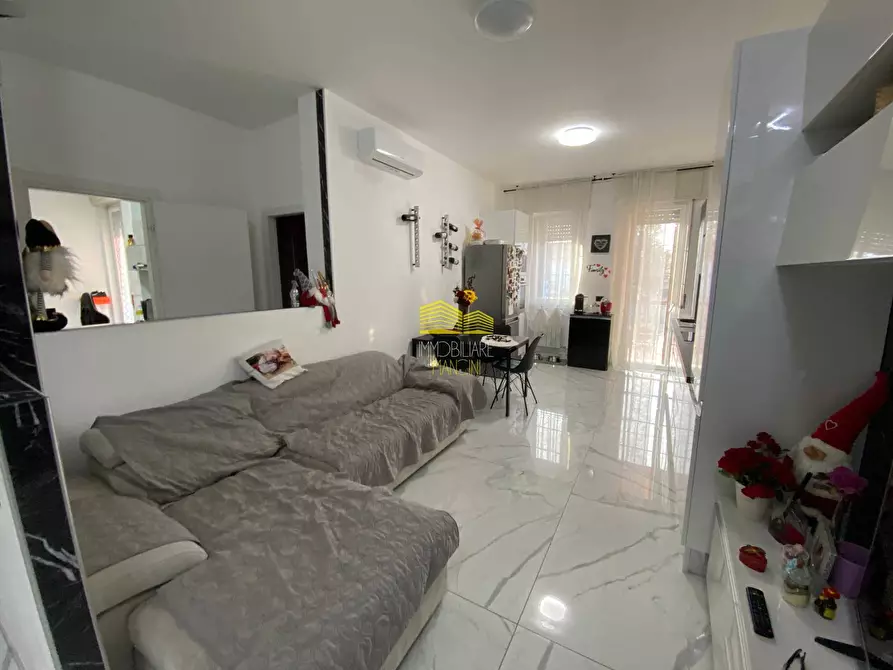 Immagine 3 di Appartamento in vendita  in via XXV Aprile a Pozzo D'adda