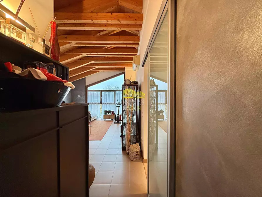 Immagine 4 di Appartamento in vendita  in via de gasperi a Bernareggio