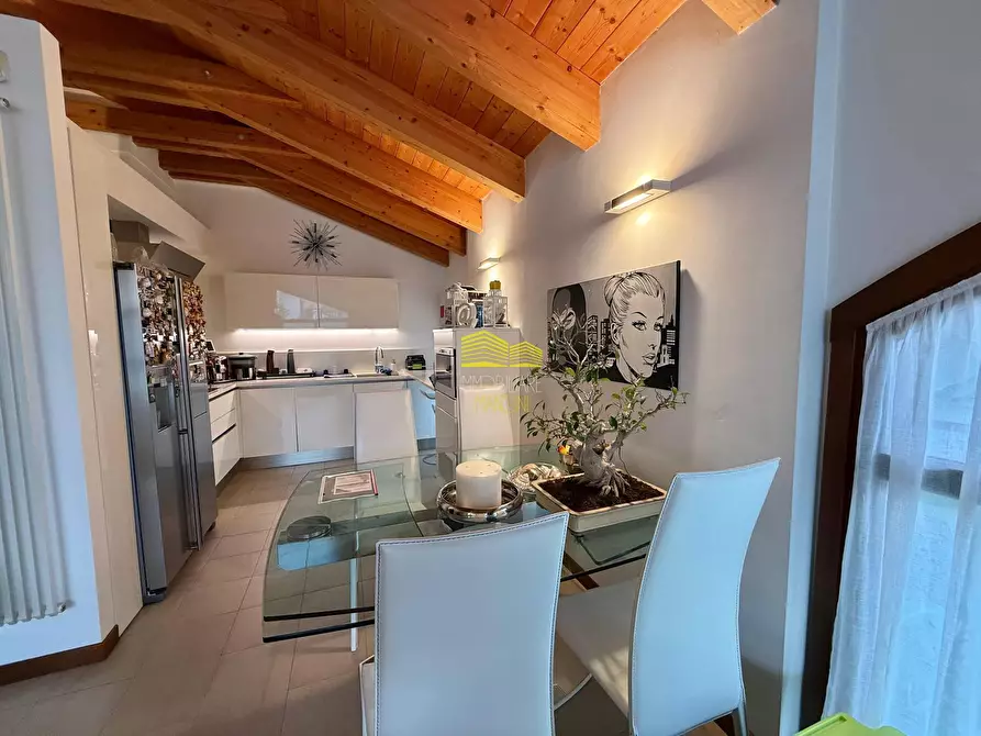 Immagine 9 di Appartamento in vendita  in via de gasperi a Bernareggio