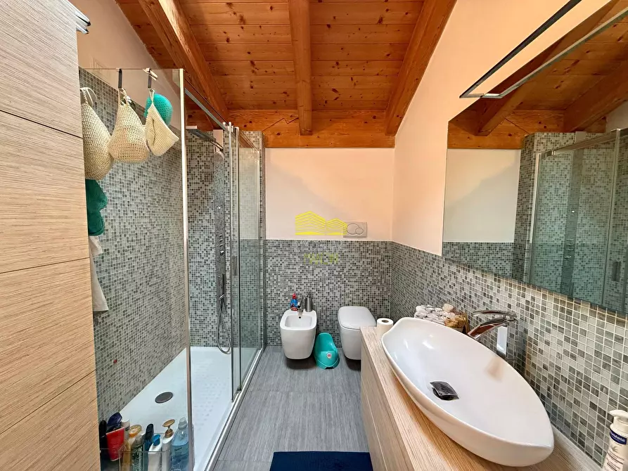 Immagine 28 di Appartamento in vendita  in via de gasperi a Bernareggio