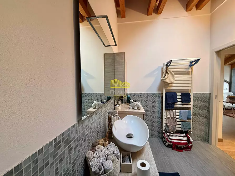 Immagine 29 di Appartamento in vendita  in via de gasperi a Bernareggio