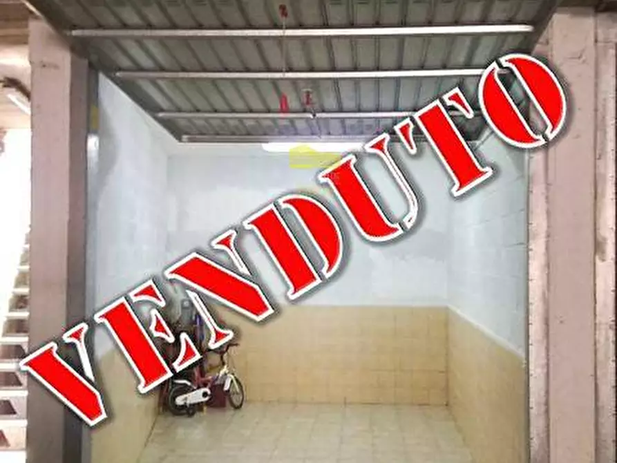 Immagine 1 di Box auto in vendita  in VIA EDISON a Grezzago