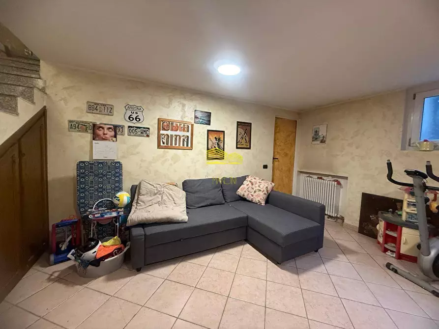 Immagine 40 di Villa in vendita  in VIA ALDO MORO a Verderio