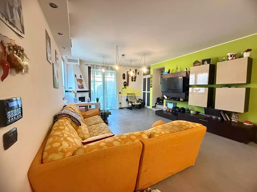 Immagine 7 di Villa in vendita  in VIA ALDO MORO a Verderio