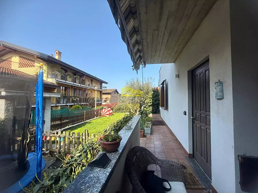 Immagine 4 di Villa in vendita  in VIA ALDO MORO a Verderio