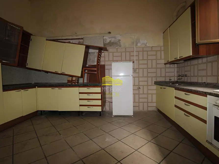 Immagine 8 di Negozio in vendita  in VIA VITTORIO VENETO a Cassano D'adda