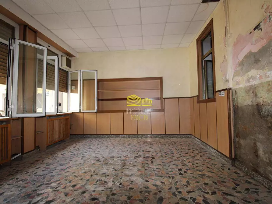 Immagine 11 di Negozio in vendita  in VIA VITTORIO VENETO a Cassano D'adda