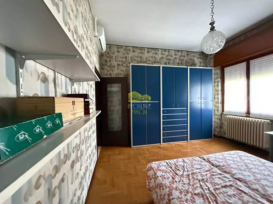 Immagine 33 di Villa in vendita  in Via Crespi a Capriate San Gervasio