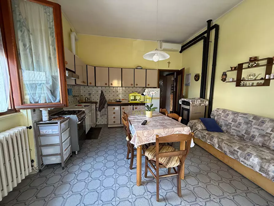 Immagine 37 di Villa in vendita  in Via Crespi a Capriate San Gervasio