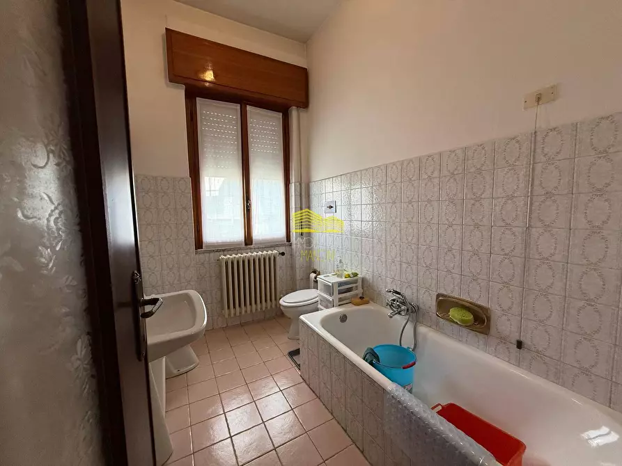 Immagine 41 di Villa in vendita  in Via Crespi a Capriate San Gervasio