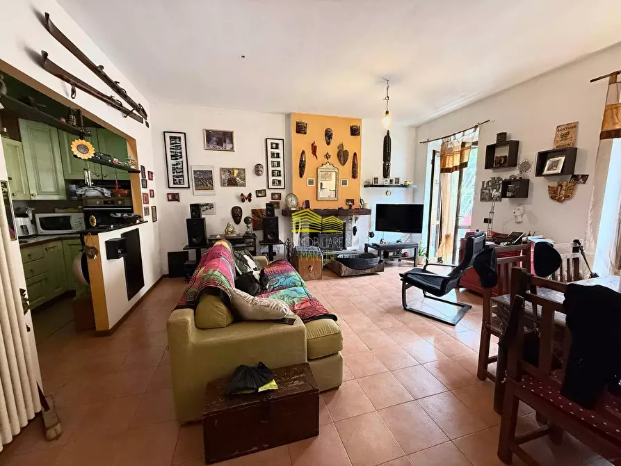 Immagine 2 di Appartamento in vendita  in Via Monsignor Caccia Dominioni a Cornate D'adda