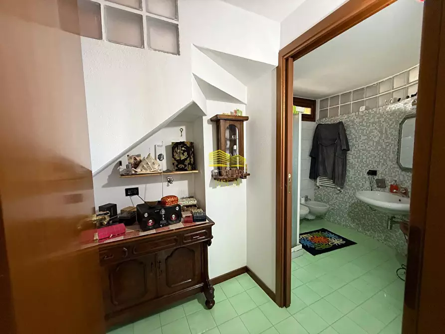 Immagine 34 di Appartamento in vendita  in Via Monsignor Caccia Dominioni a Cornate D'adda