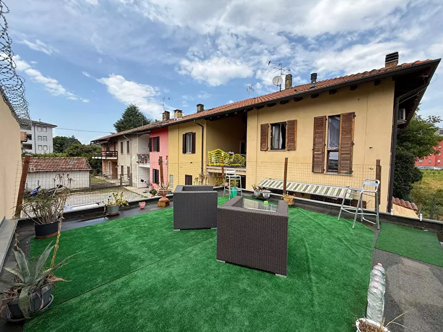 Immagine 47 di Appartamento in vendita  in Via Monsignor Caccia Dominioni a Cornate D'adda