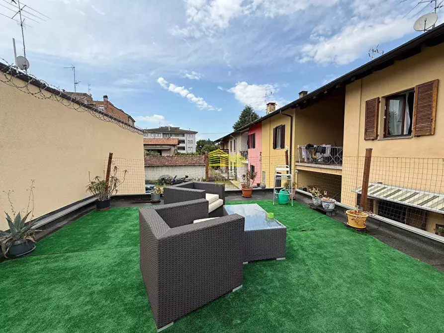 Immagine 51 di Appartamento in vendita  in Via Monsignor Caccia Dominioni a Cornate D'adda