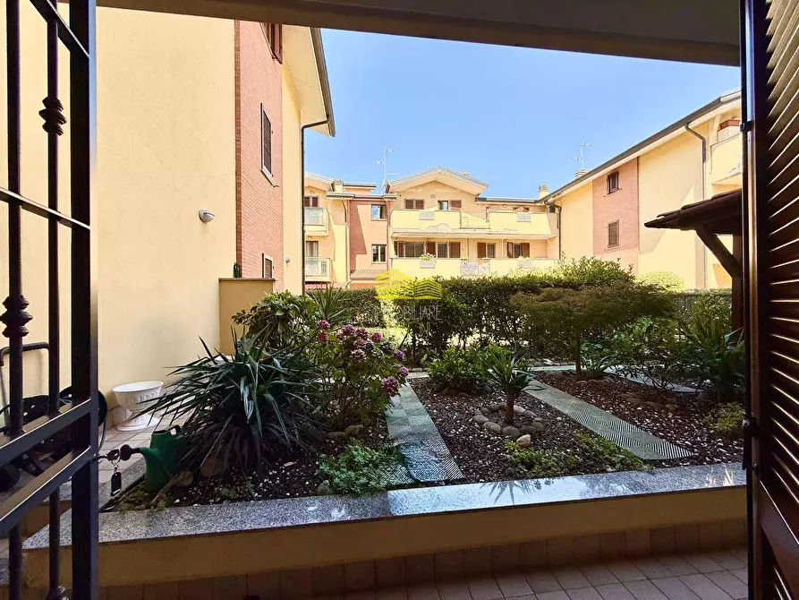 Immagine 22 di Villetta a schiera in vendita  in Via Italia a Pozzo D'adda