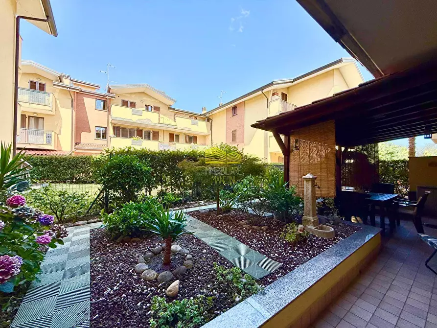 Immagine 36 di Villetta a schiera in vendita  in Via Italia a Pozzo D'adda