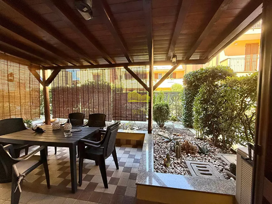 Immagine 17 di Villetta a schiera in vendita  in Via Italia a Pozzo D'adda