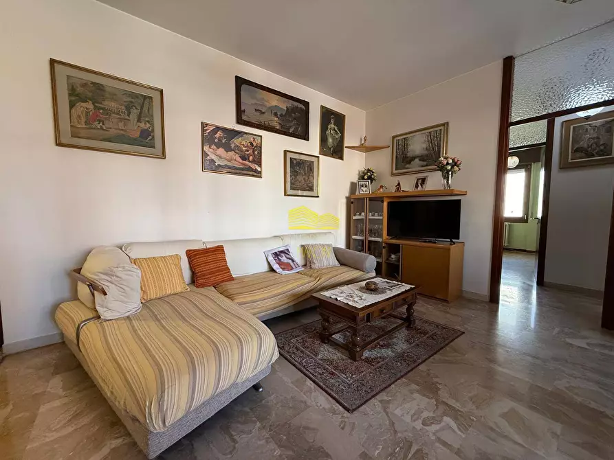 Immagine 20 di Appartamento in vendita  in VIA GUARNERIO a Grezzago