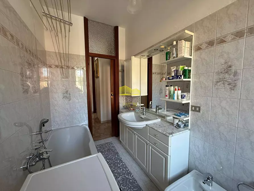 Immagine 37 di Appartamento in vendita  in VIA GUARNERIO a Grezzago