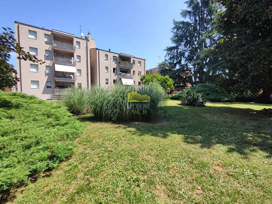 Immagine 49 di Appartamento in vendita  in VIA GUARNERIO a Grezzago