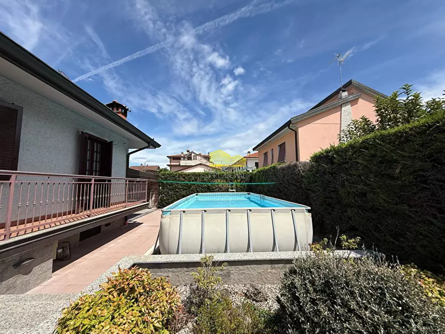 Immagine 41 di Villa in vendita  in VIA XXV APRILE a Grezzago
