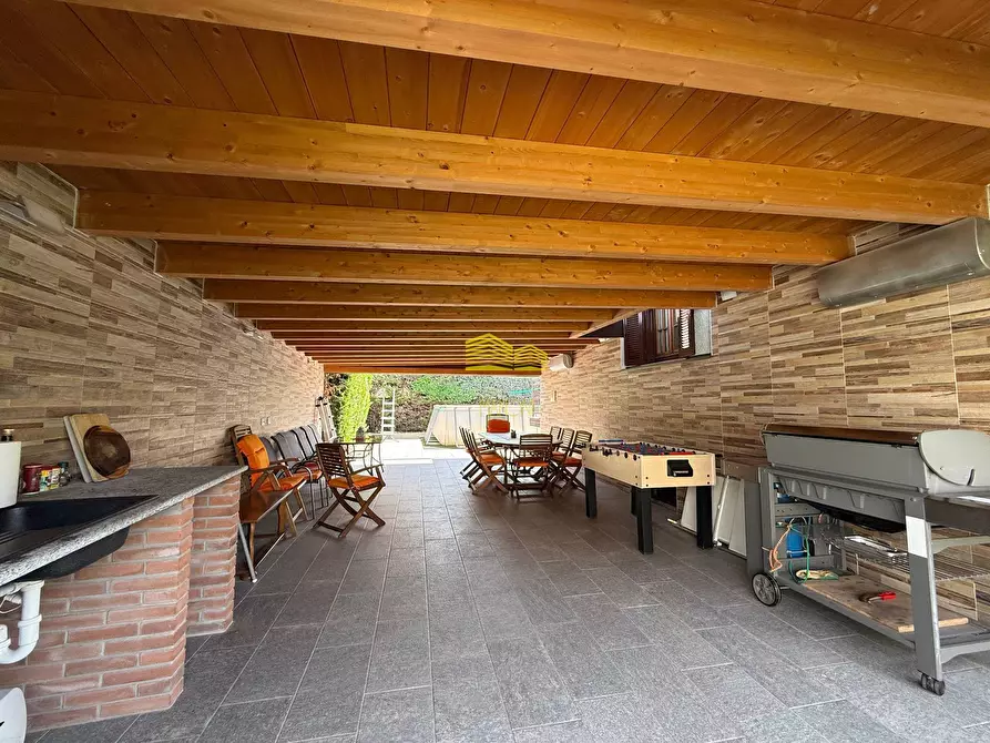 Immagine 39 di Villa in vendita  in VIA XXV APRILE a Grezzago