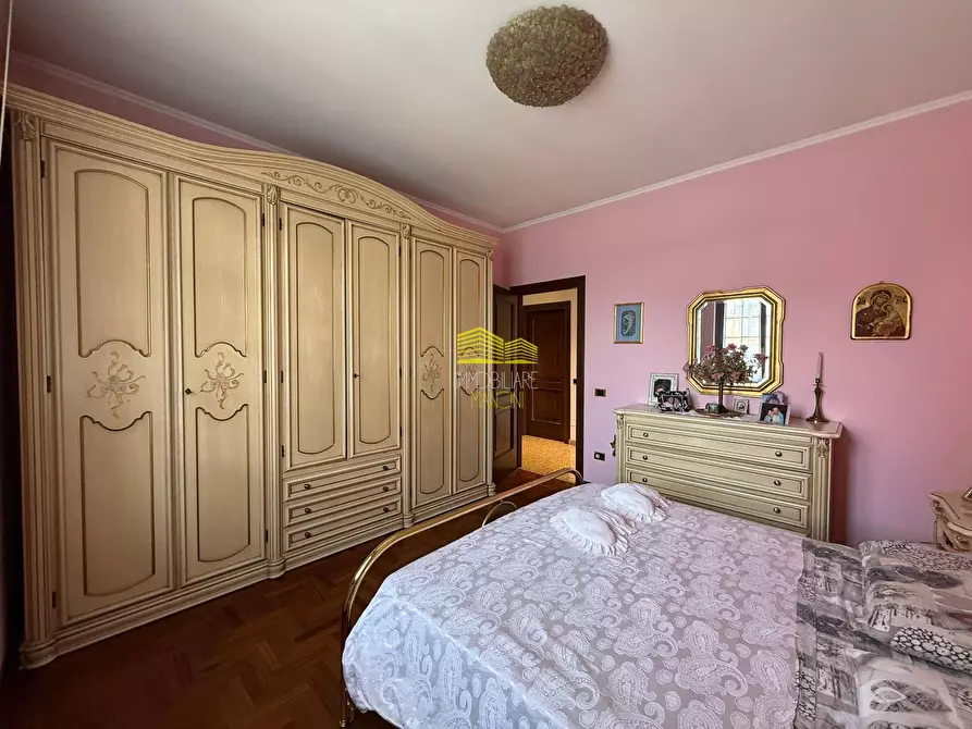 Immagine 19 di Villa in vendita  in VIA XXV APRILE a Grezzago