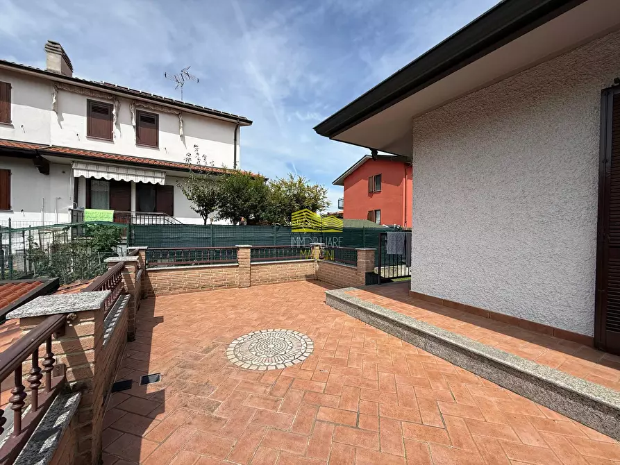 Immagine 13 di Villa in vendita  in VIA XXV APRILE a Grezzago