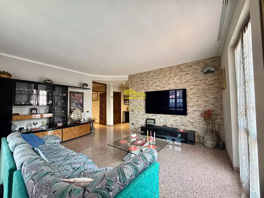 Immagine 11 di Villa in vendita  in VIA XXV APRILE a Grezzago