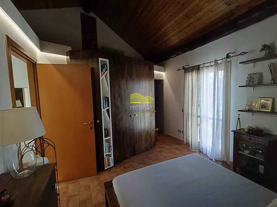 Immagine 18 di Casa semindipendente in vendita  in Via Cavour a Grezzago