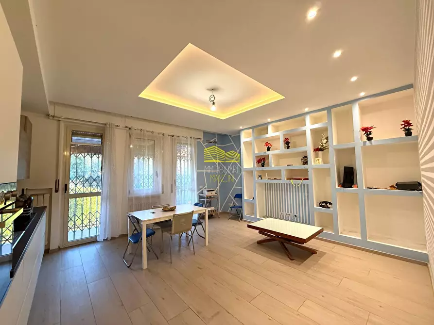 Immagine 1 di Appartamento in vendita  in via leopardi a Cassano D'adda