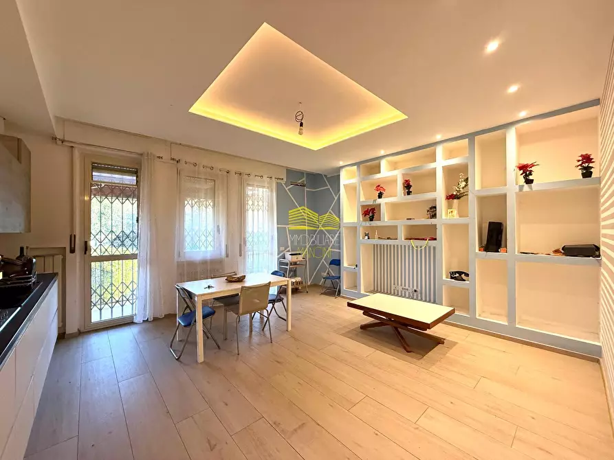 Immagine 6 di Appartamento in vendita  in via leopardi a Cassano D'adda