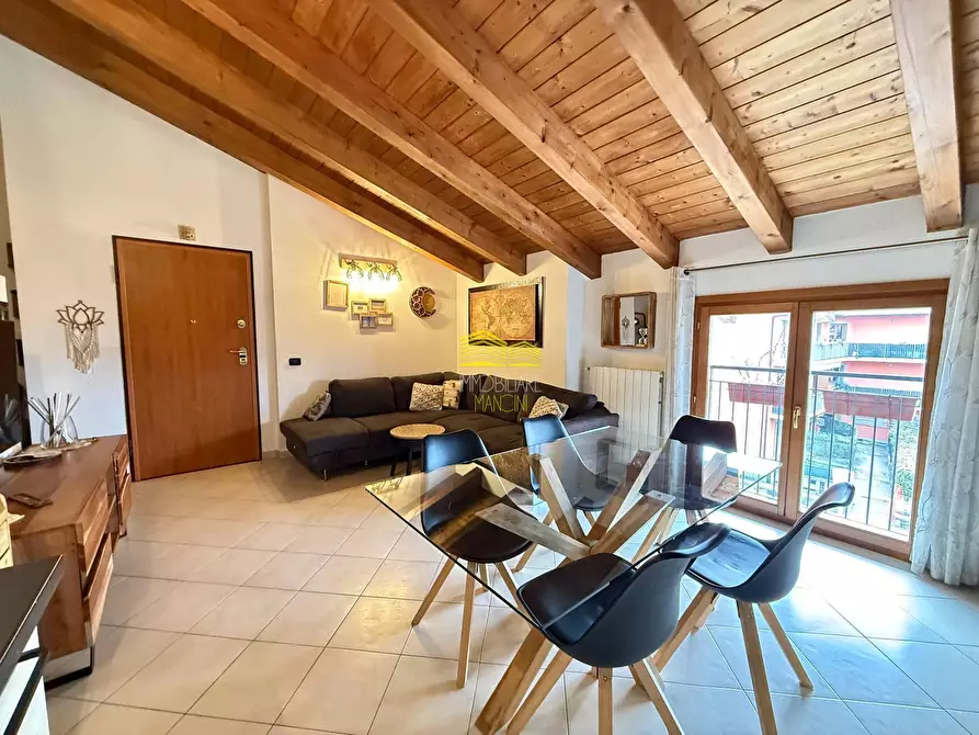 Immagine 6 di Appartamento in vendita  in via trieste a Capriate San Gervasio