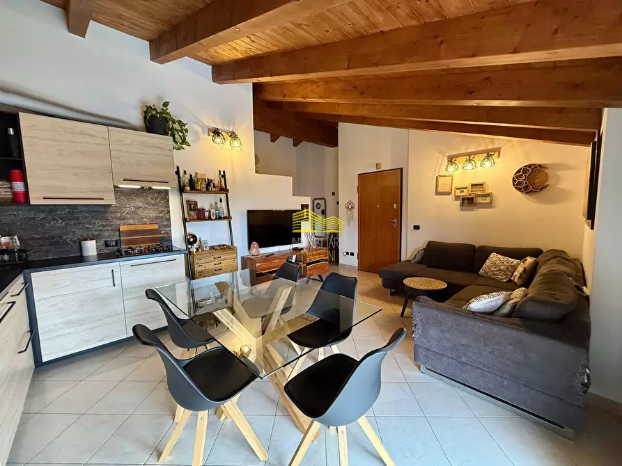 Immagine 7 di Appartamento in vendita  in via trieste a Capriate San Gervasio