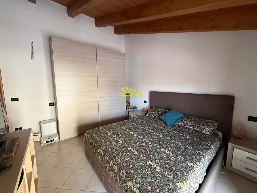 Immagine 27 di Appartamento in vendita  in via trieste a Capriate San Gervasio