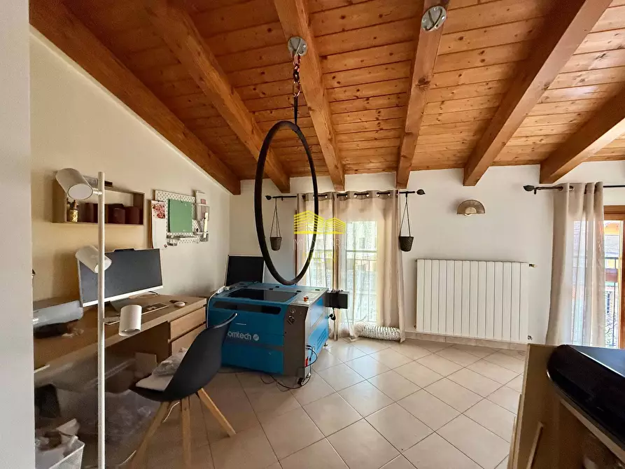 Immagine 31 di Appartamento in vendita  in via trieste a Capriate San Gervasio